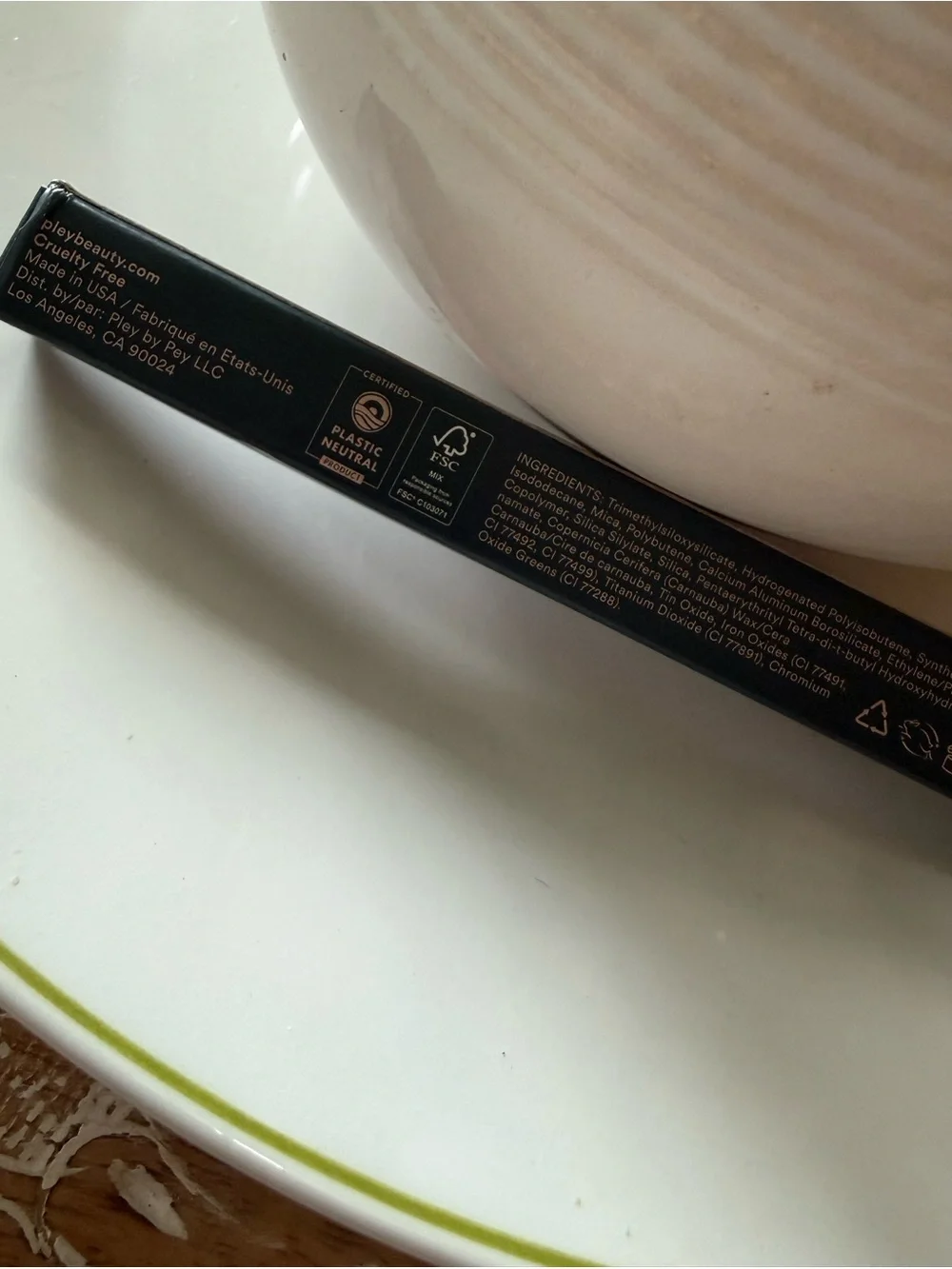 🆕 Pley Beauty Let It Linger 12-Hour Longwear Eyeliner - Flora (moss shimmer)